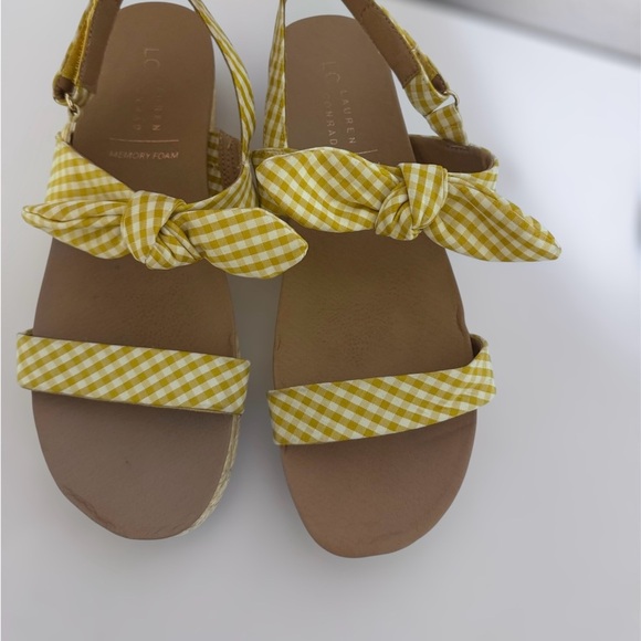 LC Lauren Conrad Yellow Checkered Sandals with Bow - Picture 2 of 8